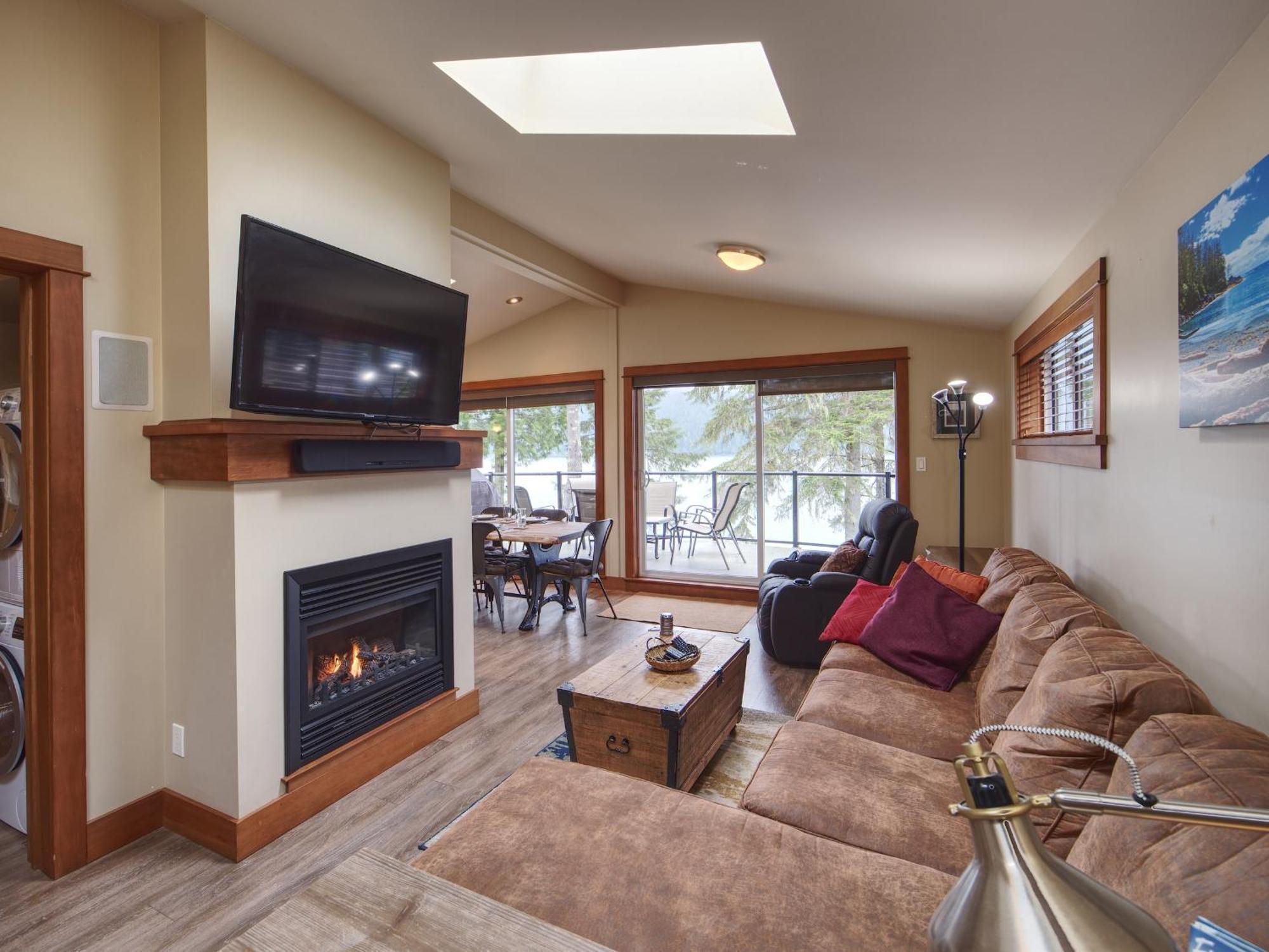 Handsome Dan'S Vacation Cottage Rentals Port Renfrew Buitenkant foto
