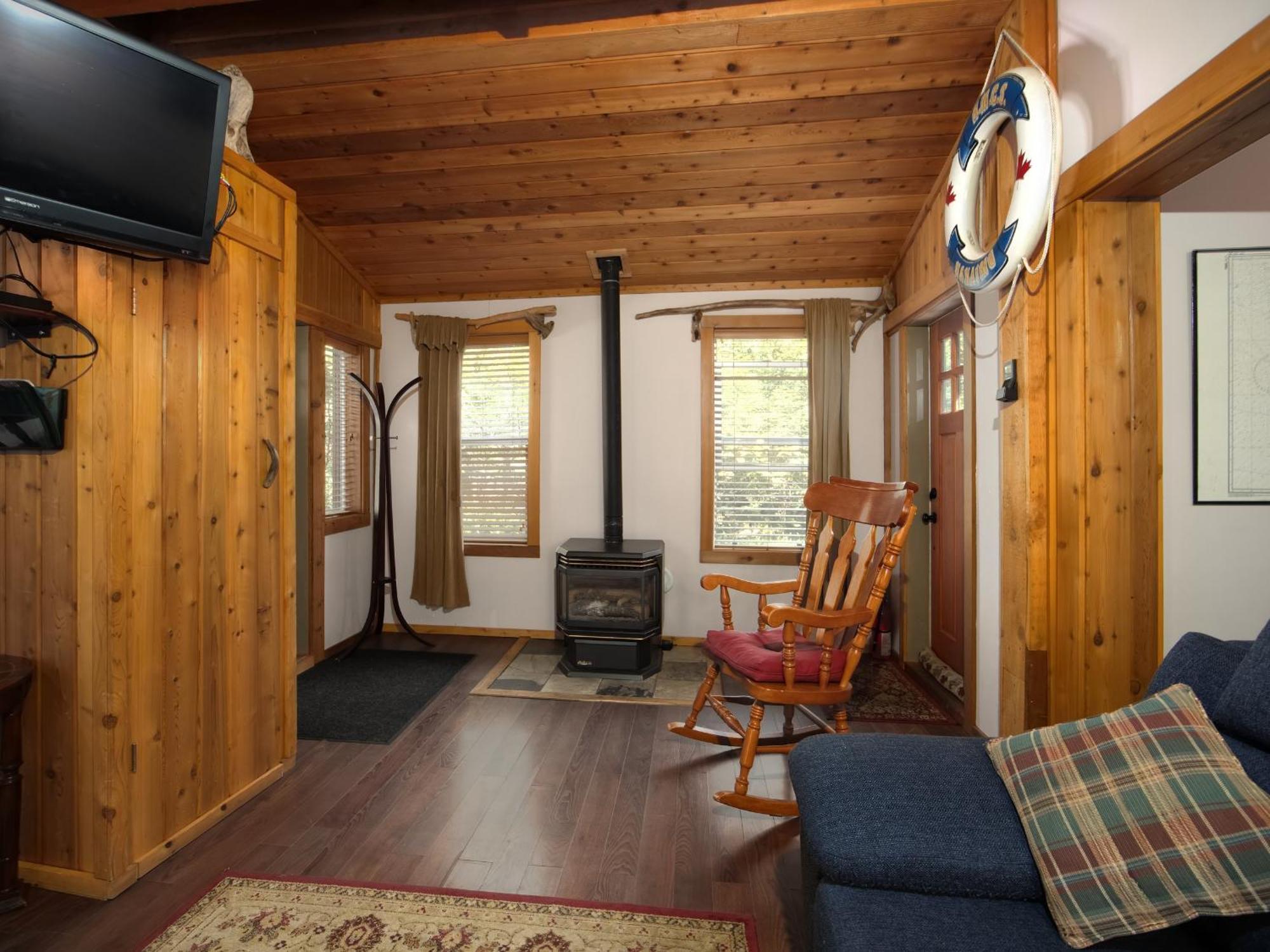 Handsome Dan'S Vacation Cottage Rentals Port Renfrew Buitenkant foto