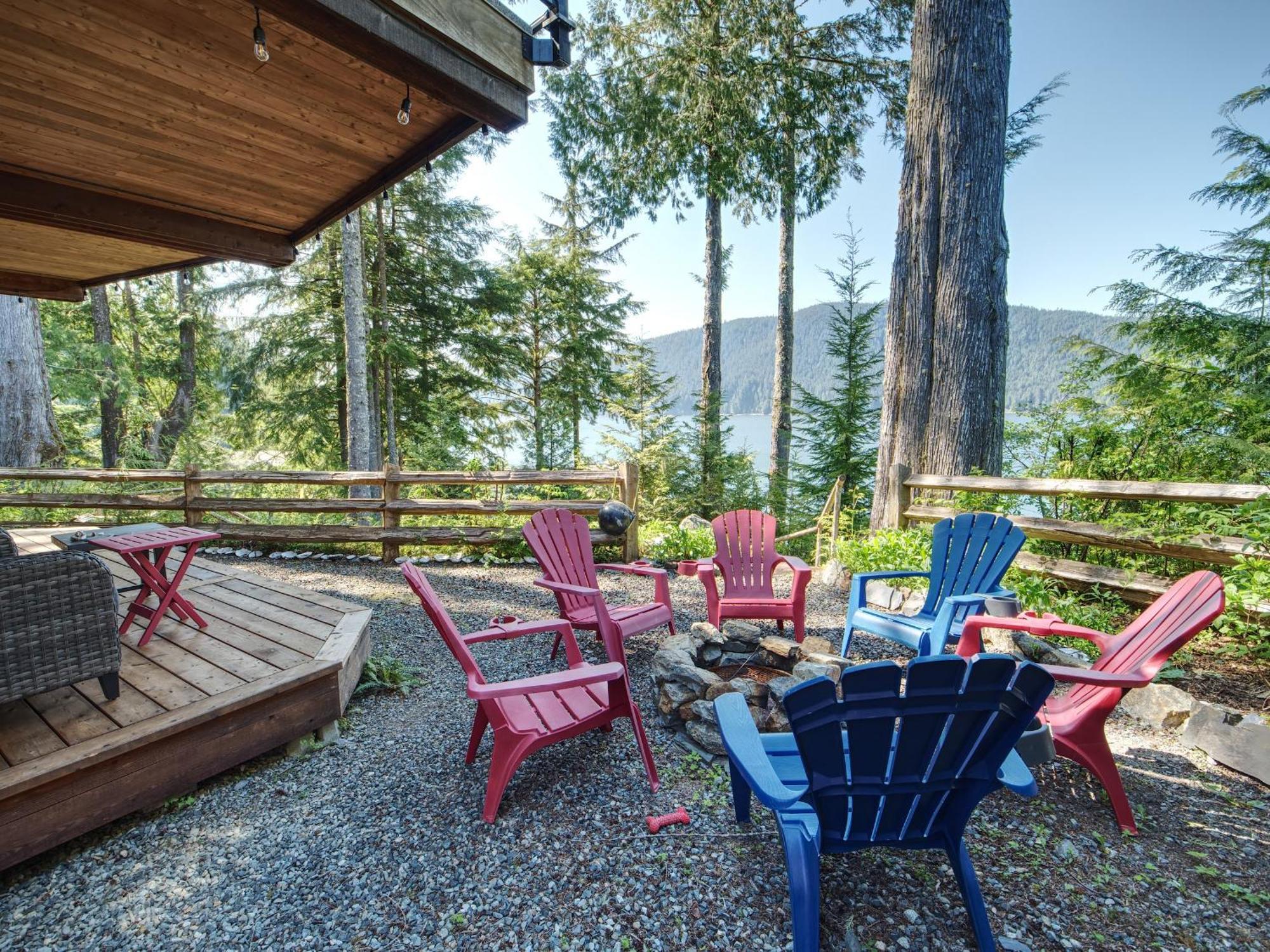 Handsome Dan'S Vacation Cottage Rentals Port Renfrew Buitenkant foto