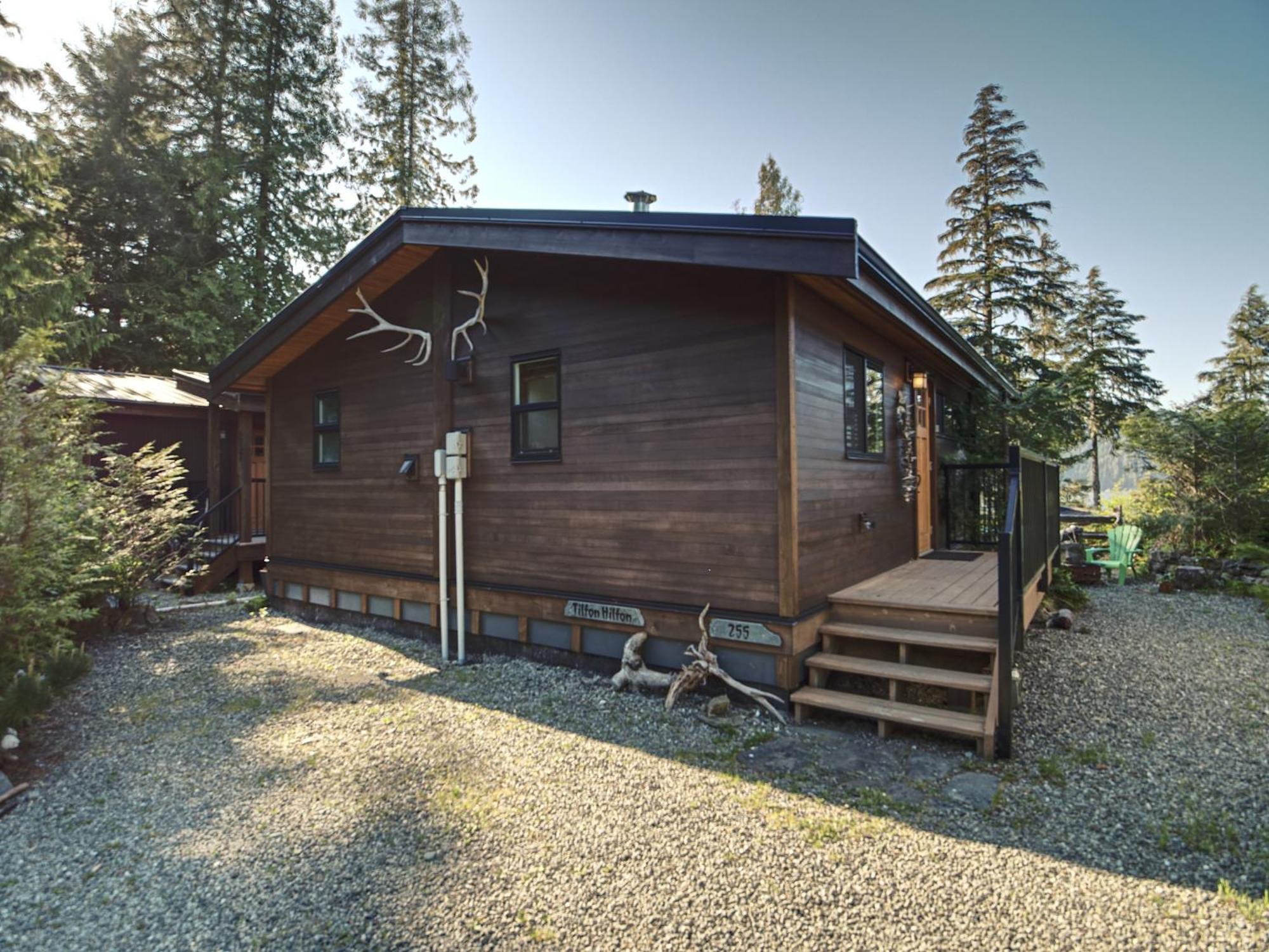 Handsome Dan'S Vacation Cottage Rentals Port Renfrew Buitenkant foto