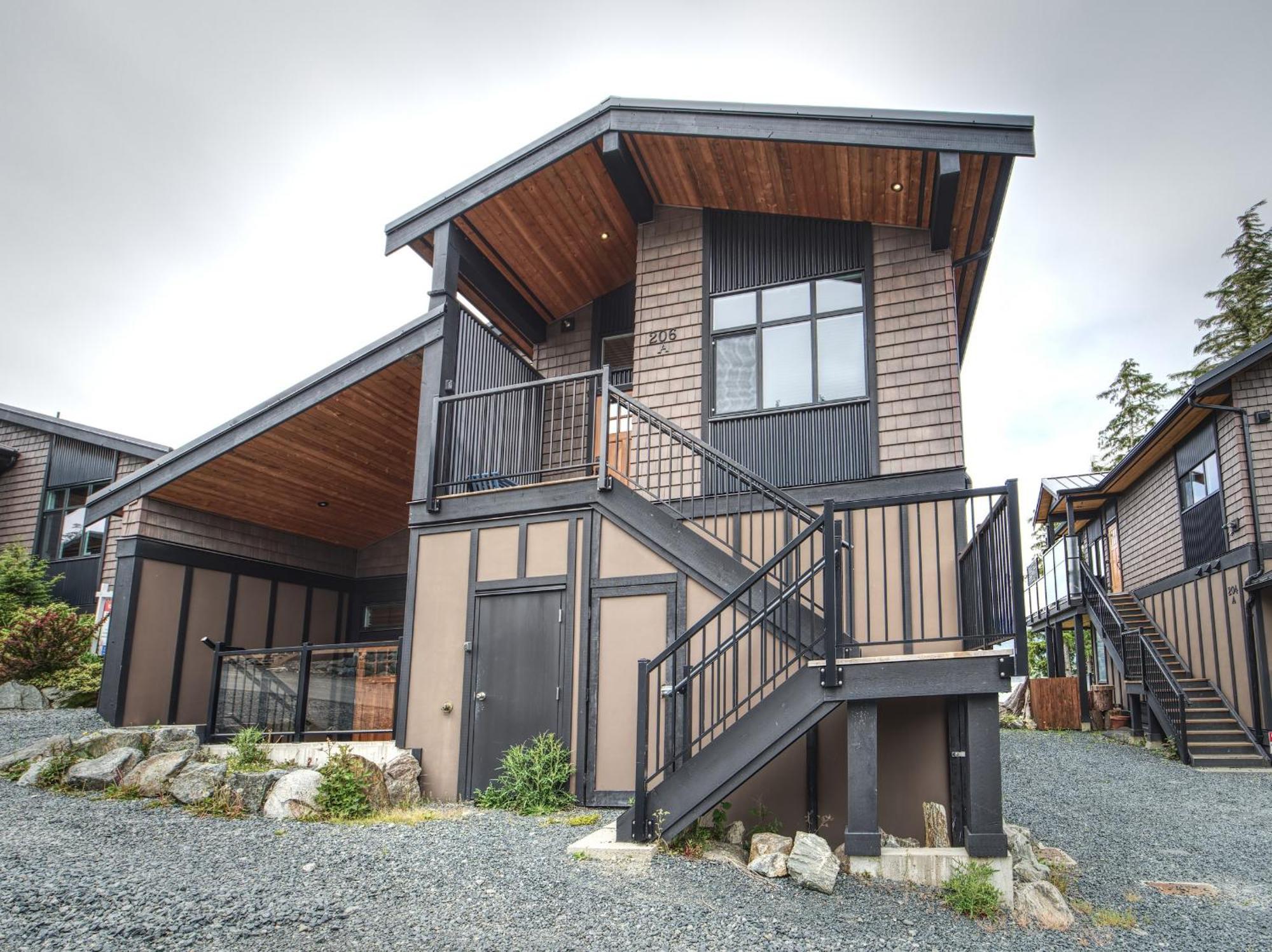 Handsome Dan'S Vacation Cottage Rentals Port Renfrew Buitenkant foto